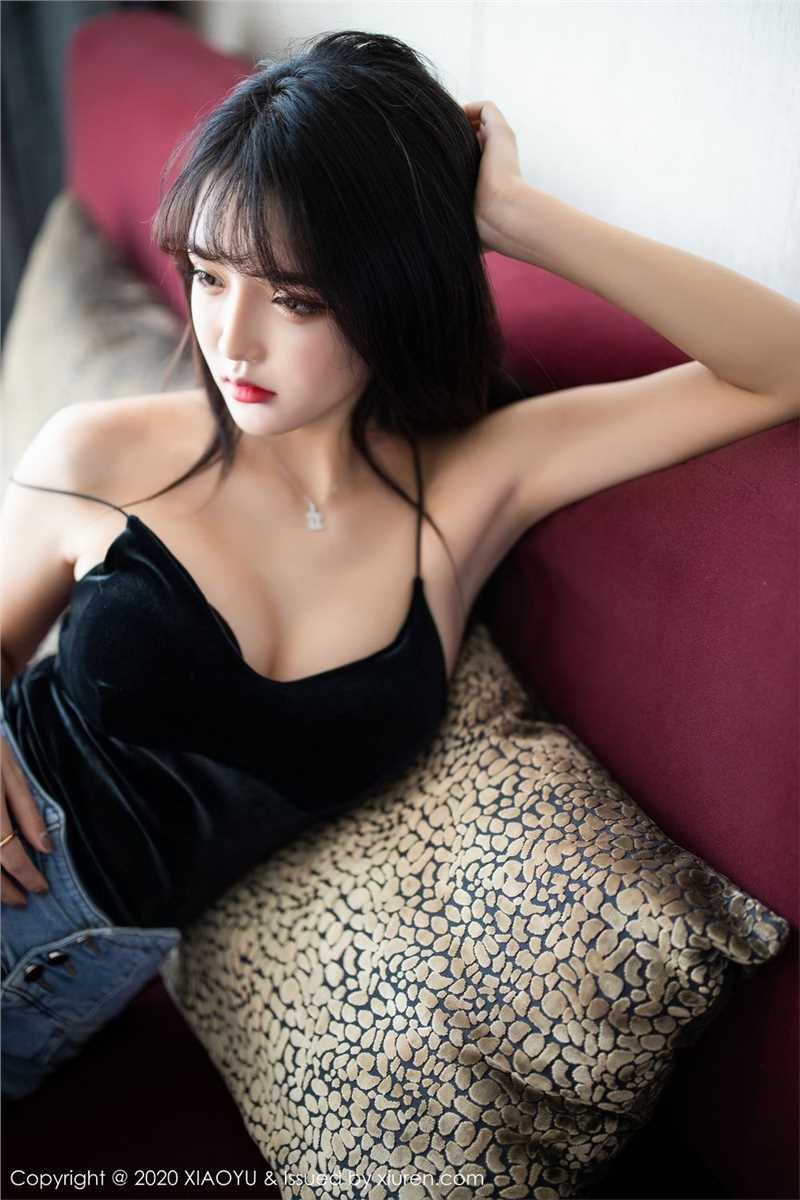 优质樱桃红唇甜美正妹椒乳娇软大长腿纤腰翘臀床上性感图片