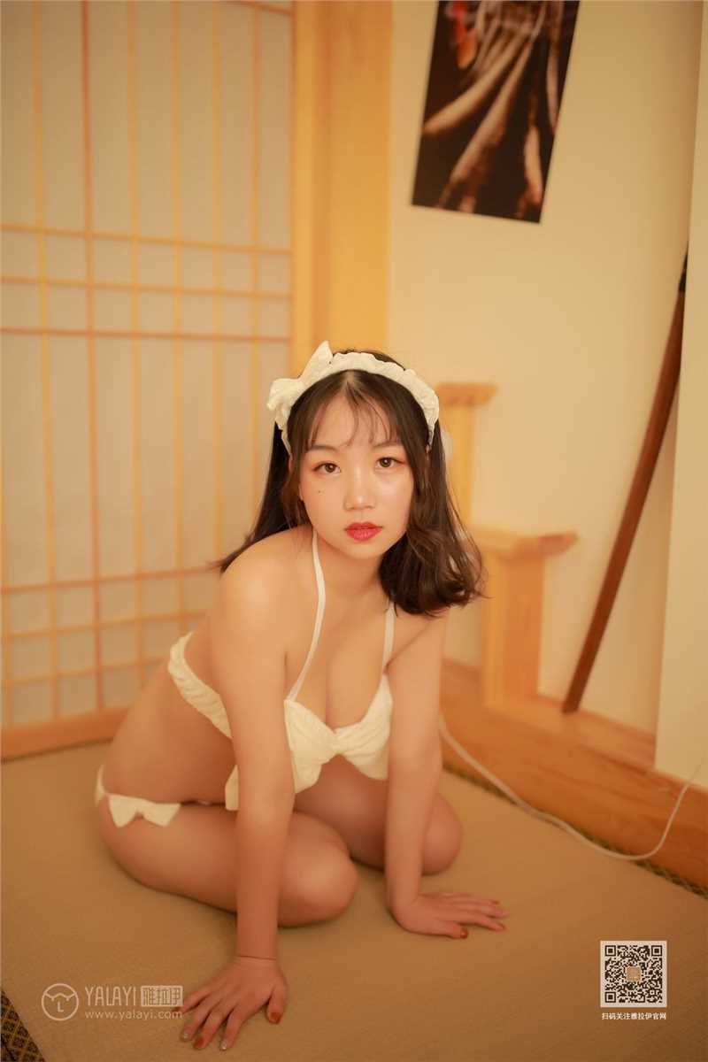 高清白色性感内衣诱人的女孩身体曝光的样子清新迷人人体图集