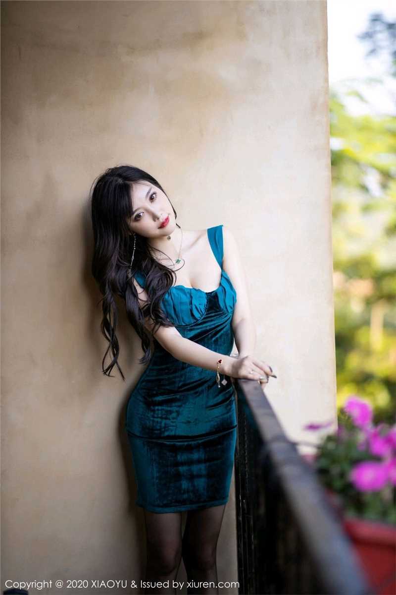 最新惹火诱人的宅男女神杨晨晨女性私身体娇艳欲滴美女辣图图集