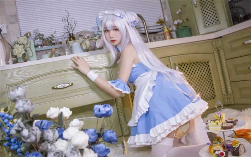 特别专辑大胸极品小萝莉碧蓝航线cos福利白丝妖娆女仆系列图片