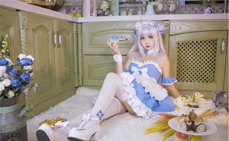 特别专辑大胸极品小萝莉碧蓝航线cos福利白丝妖娆女仆系列图片