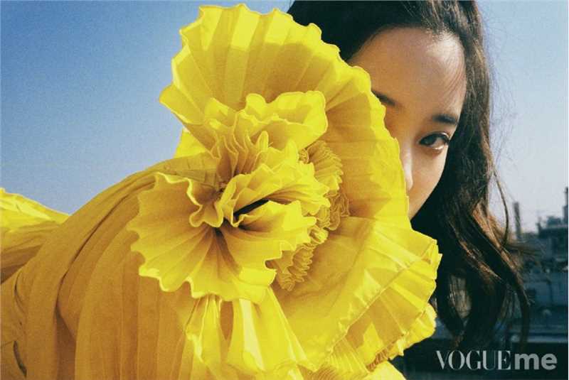 最新唯美浪漫美女欧阳娜娜阳光复古时尚图集