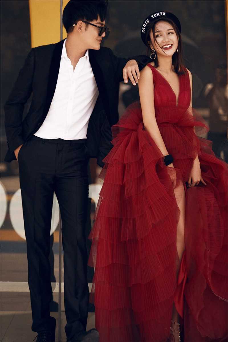 最新街拍广场唯美浪漫时尚小资都市风婚纱摄影壁纸