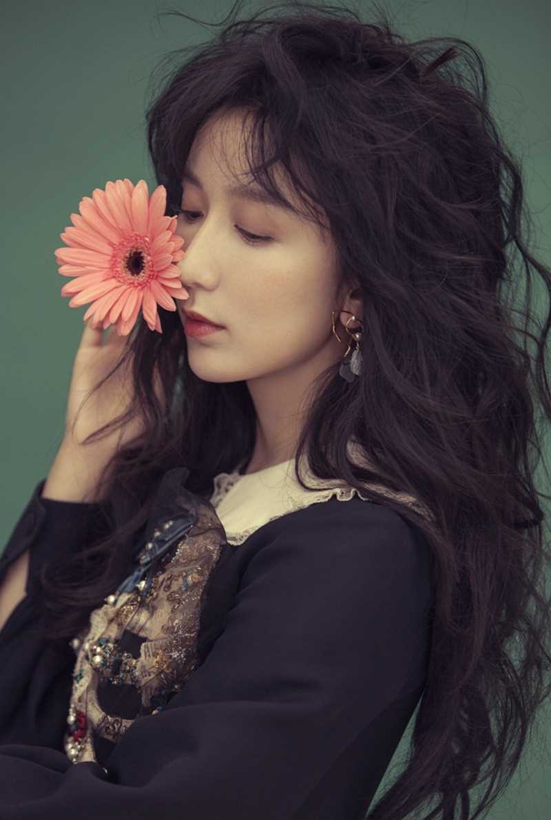 精选时尚美女娄艺潇凌乱造型艺术唯美养眼杂志图册