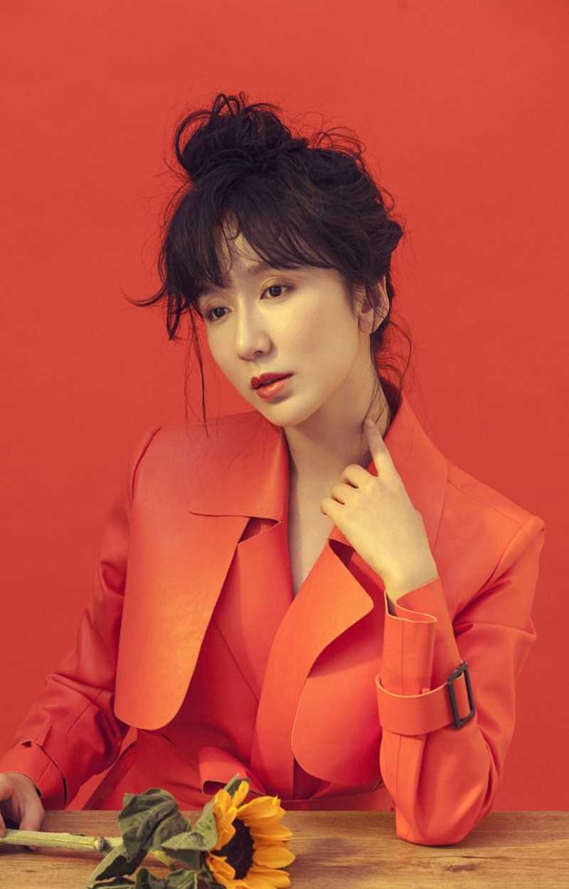 精选时尚美女娄艺潇凌乱造型艺术唯美养眼杂志图册