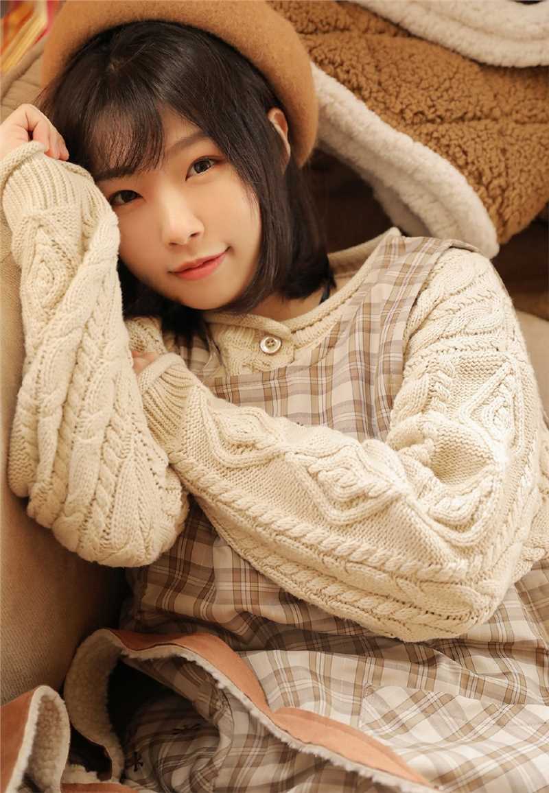 短发美女萝莉文艺美少女居家优雅乖巧清纯