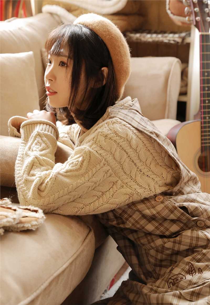 短发美女萝莉文艺美少女居家优雅乖巧清纯