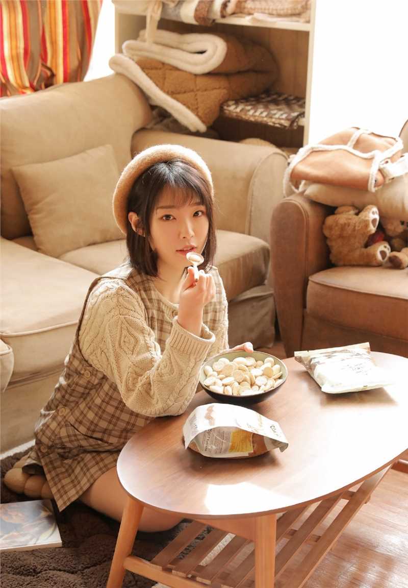 短发美女萝莉文艺美少女居家优雅乖巧清纯