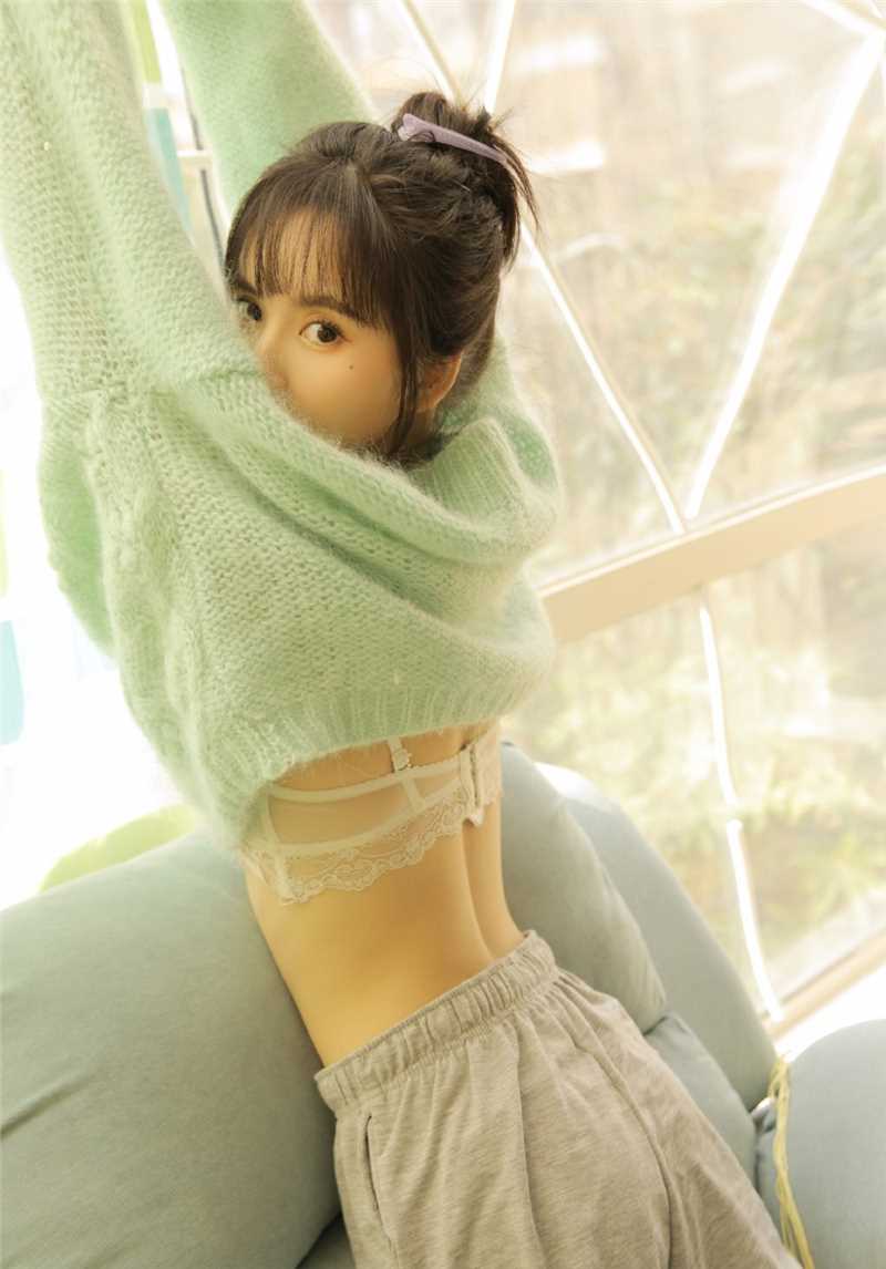 最全可爱丸子头美眉无辜的小鹿眼清纯动人居家相册