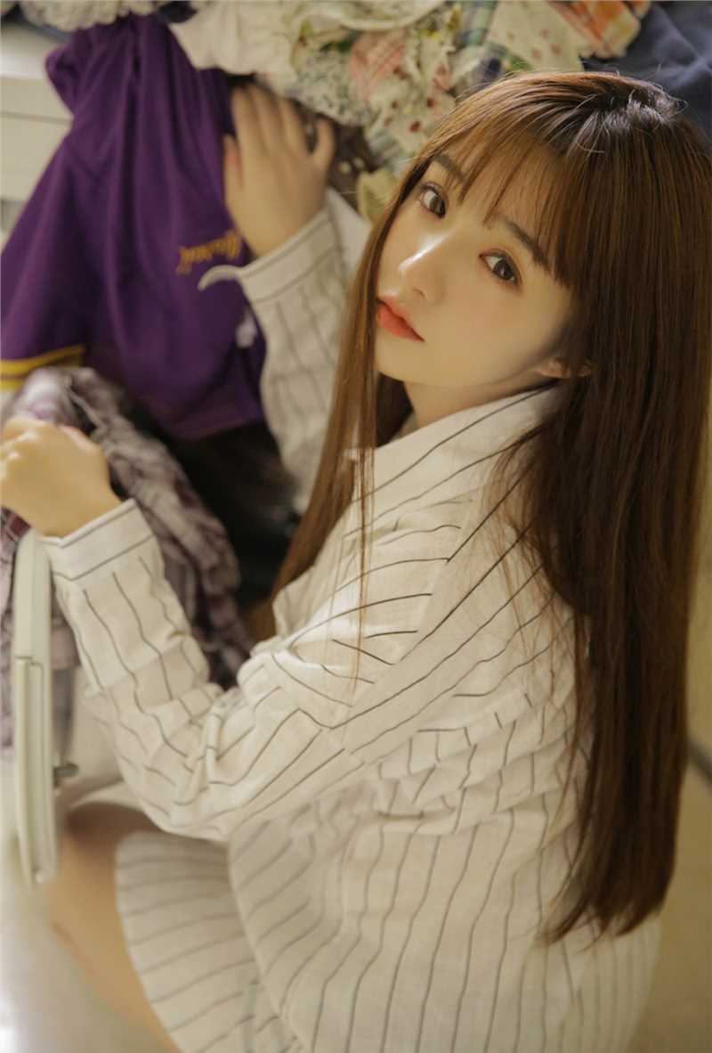 特别专辑清纯的可爱小妹浴巾下真空干净勾魂极品图库图片