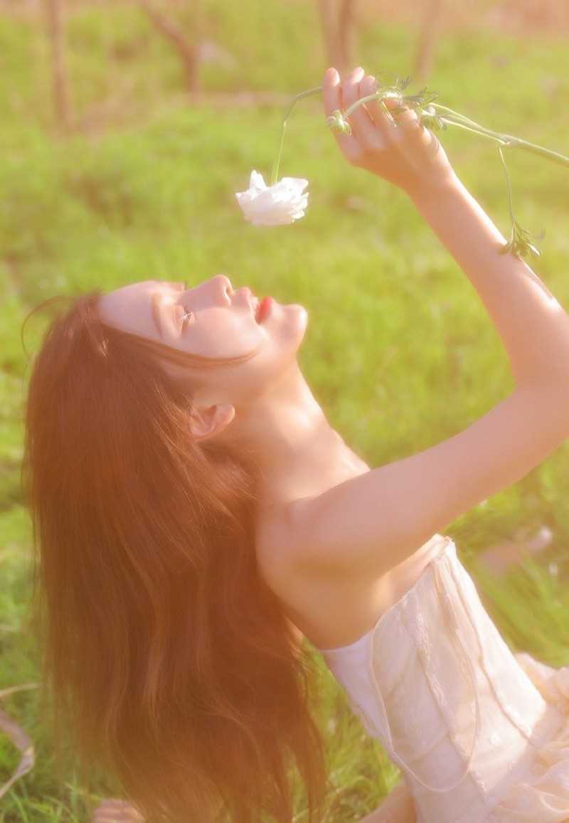 最新治愈系倾城佳人户外懵懂无辜清纯美女图集