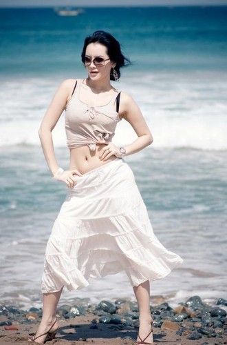 精选韩国赛车美女车模林智慧人体诱惑丰乳肥臀图册