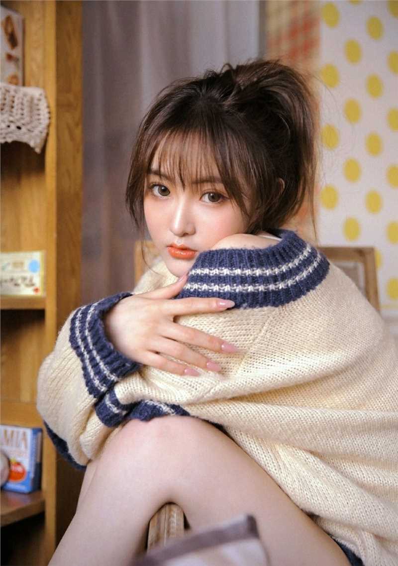 最新毛衣美女治愈温柔宅男女神性感撩人私房图片壁纸