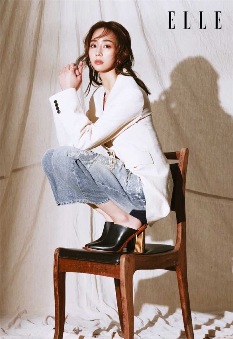 精选时尚美女张钧甯商务成熟御姐杂志封面图册