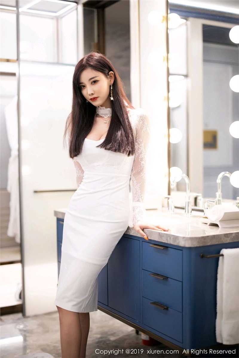 翘臀美女杨晨晨性感包臀裙美女诱人私房照