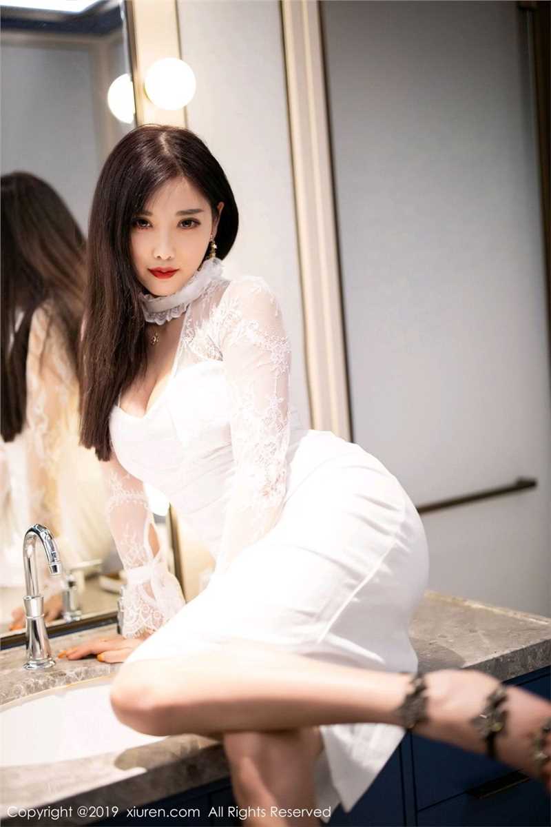 翘臀美女杨晨晨性感包臀裙美女诱人私房照