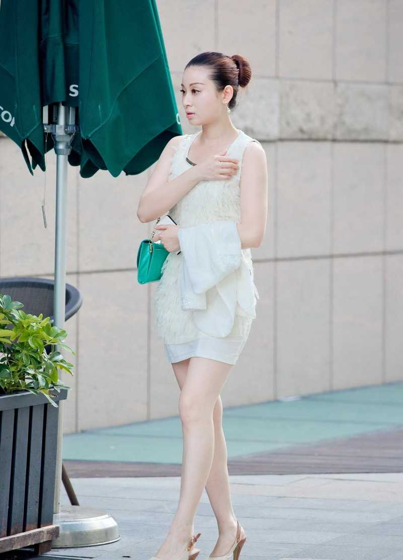 特别专辑嘉汇商场高贵美妇女性感高跟鞋白皙大长腿街拍图片图片