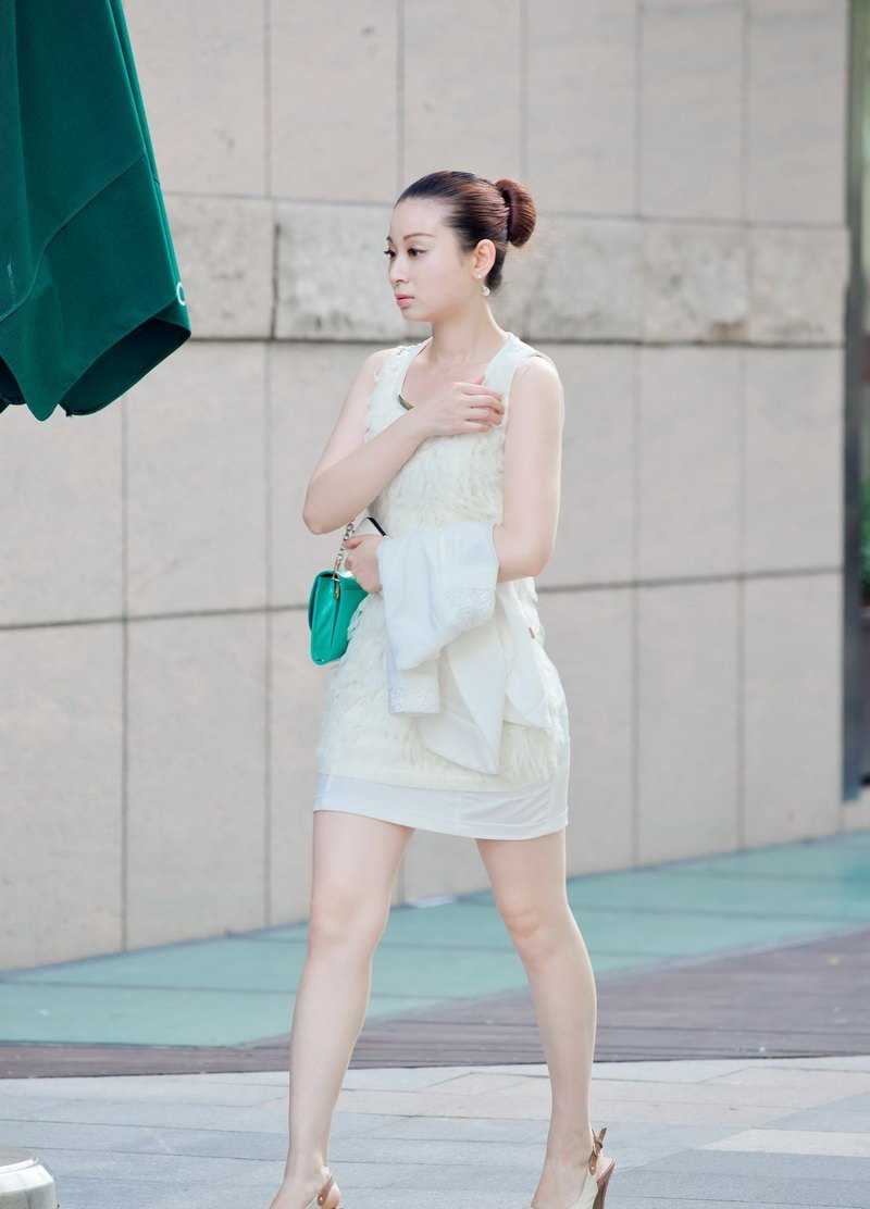 特别专辑嘉汇商场高贵美妇女性感高跟鞋白皙大长腿街拍图片图片