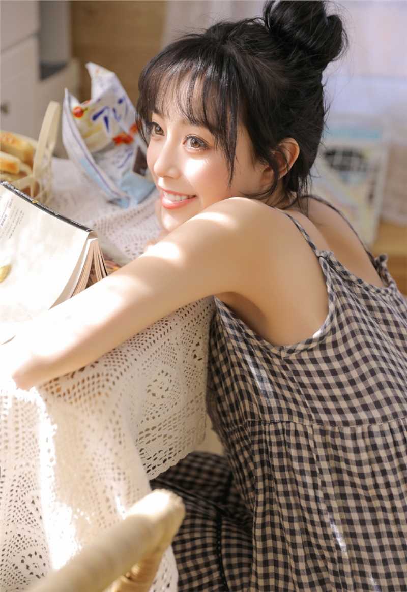 特别专辑乖巧可爱的清纯小妹妹居家软糯可人美女图片