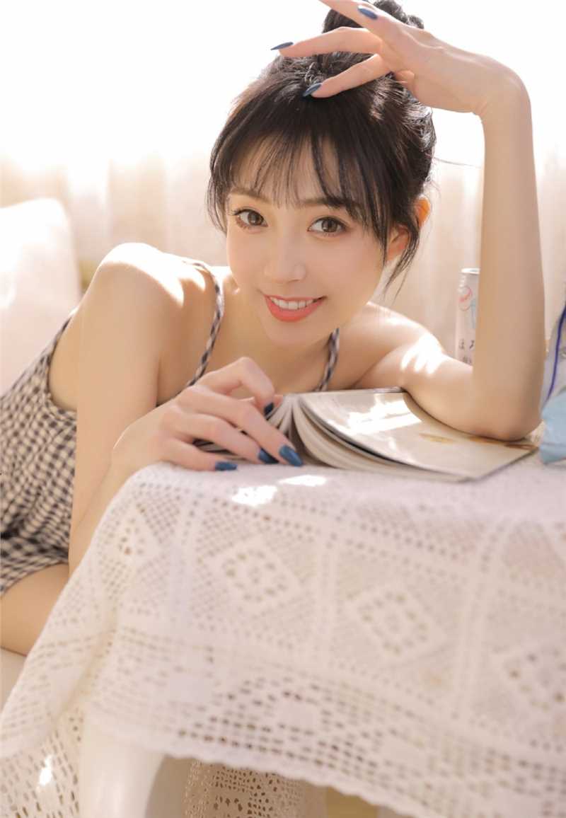 特别专辑乖巧可爱的清纯小妹妹居家软糯可人美女图片