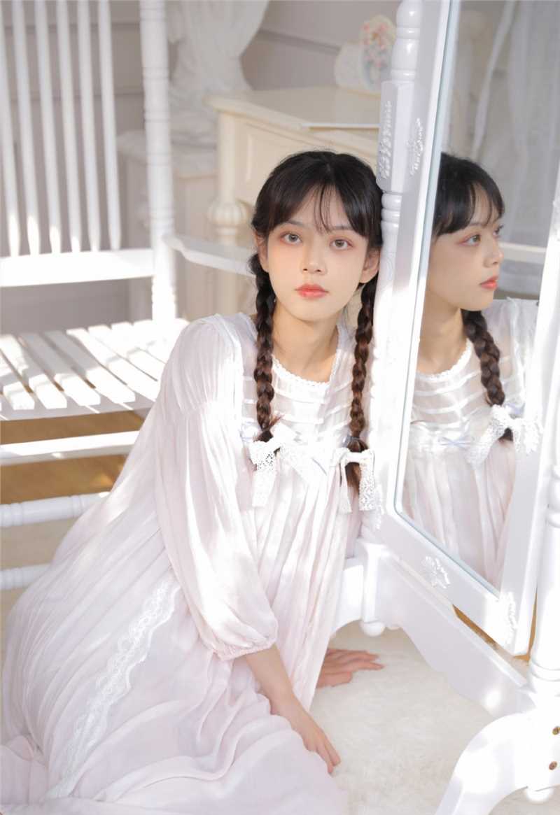 最新一双杏眼干净清澈的甜美女孩清新脱俗唯美私房照壁纸