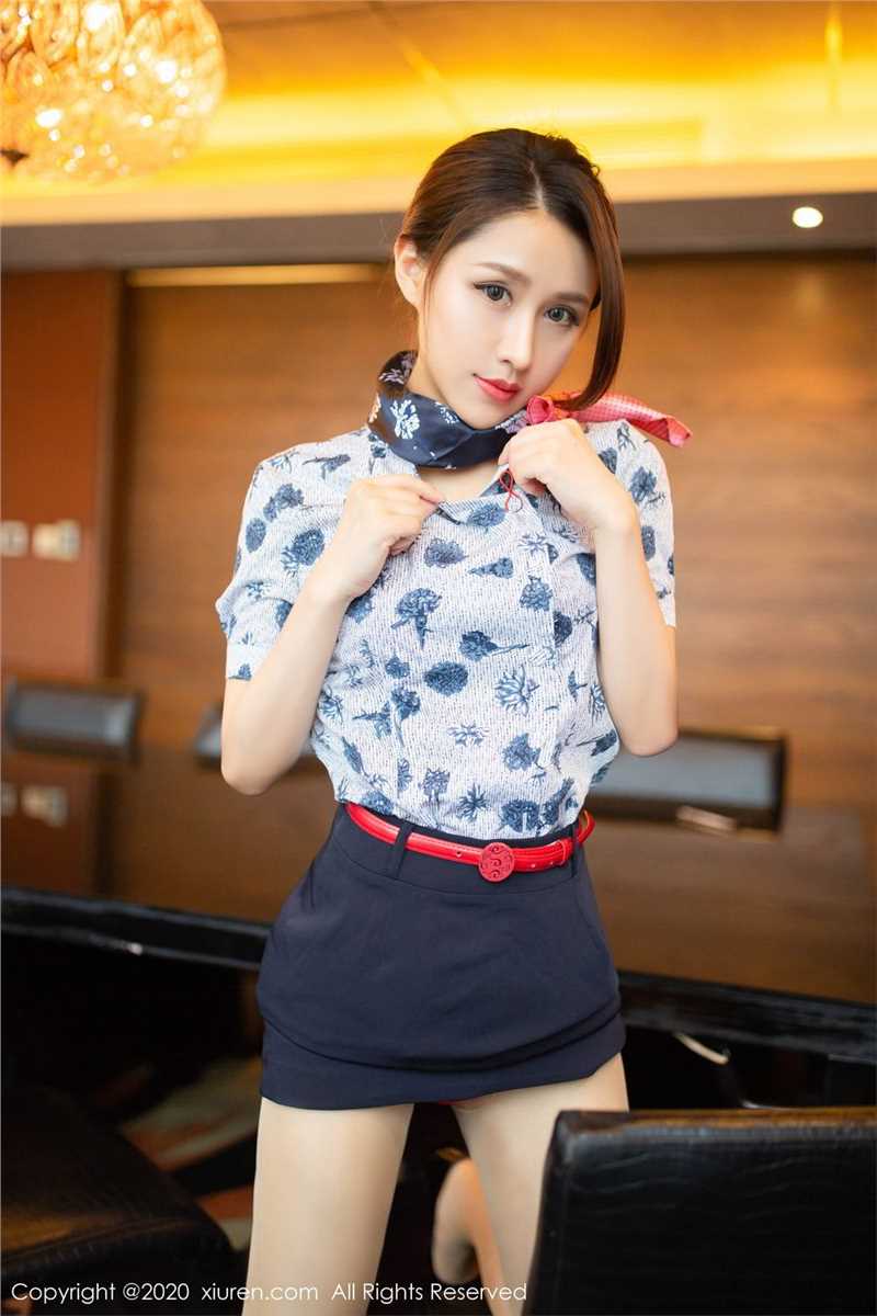 高清性感淑女徐安安空姐制服高跟大长腿袜子翘臀艺术照图集