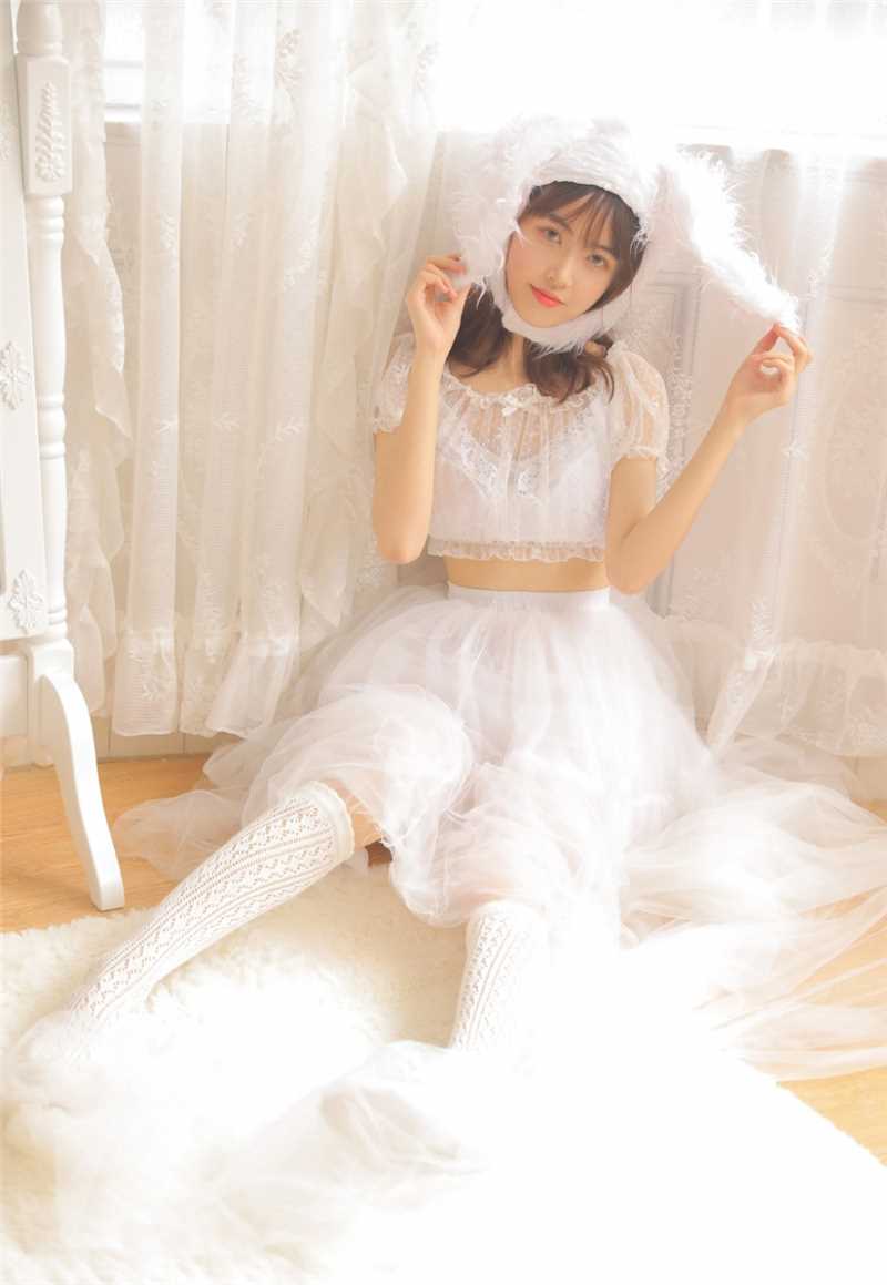 呆萌的萌白酱兔女郎白丝性感韩国极品美女