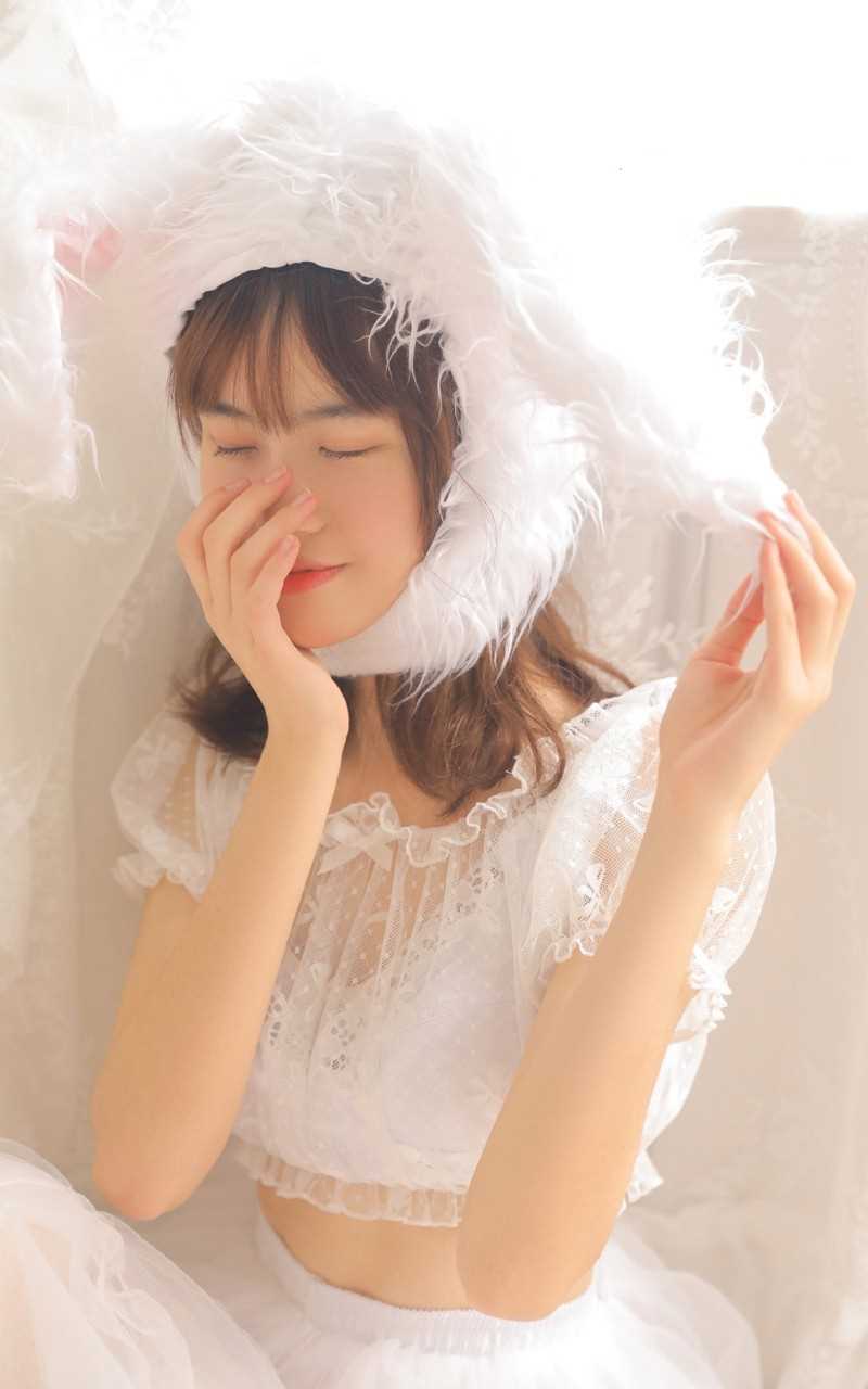 呆萌的萌白酱兔女郎白丝性感韩国极品美女