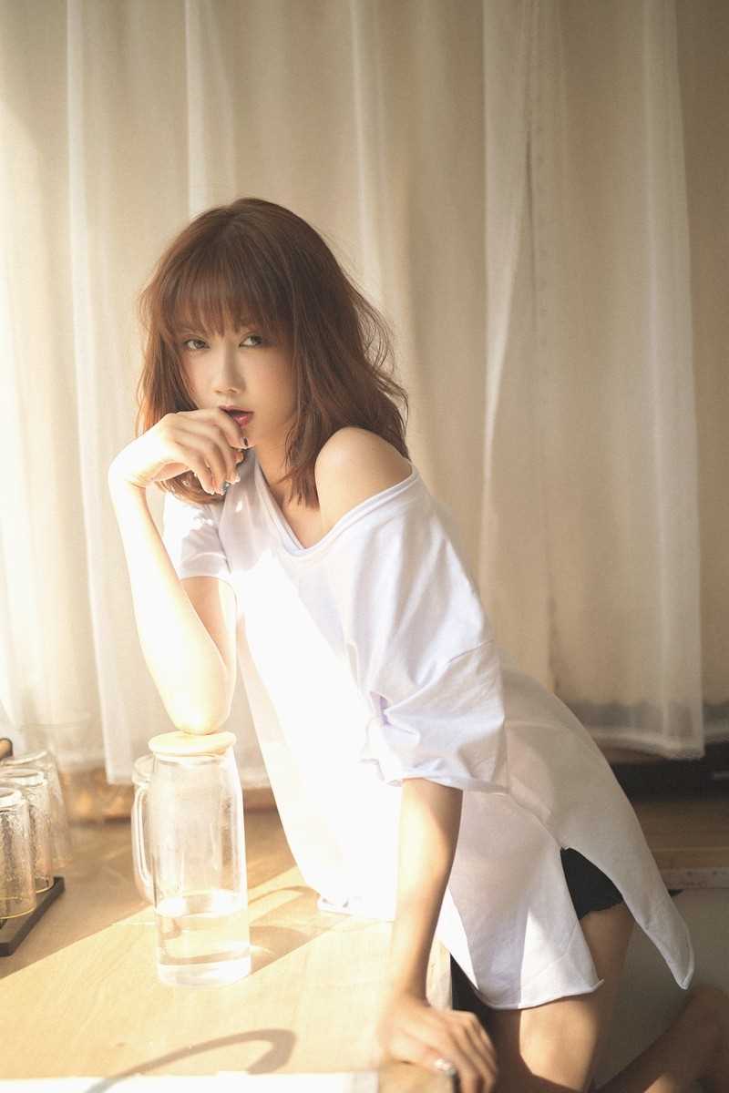 最全大长腿美女大长腿玉足厨房性感诱人蚀骨销魂图库壁纸