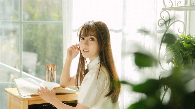 精选教室清纯养眼的欲望妹妹阳光下俏皮美丽治愈系图片图册