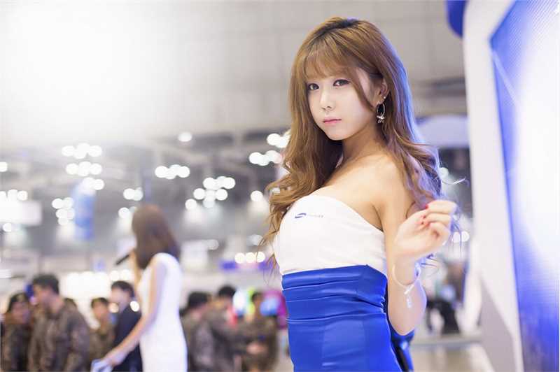 特别专辑韩国西西人体美女车模许允美摄影图片图片