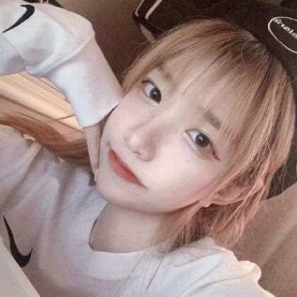 最全漂亮小姐姐风情惹火性感成熟照壁纸