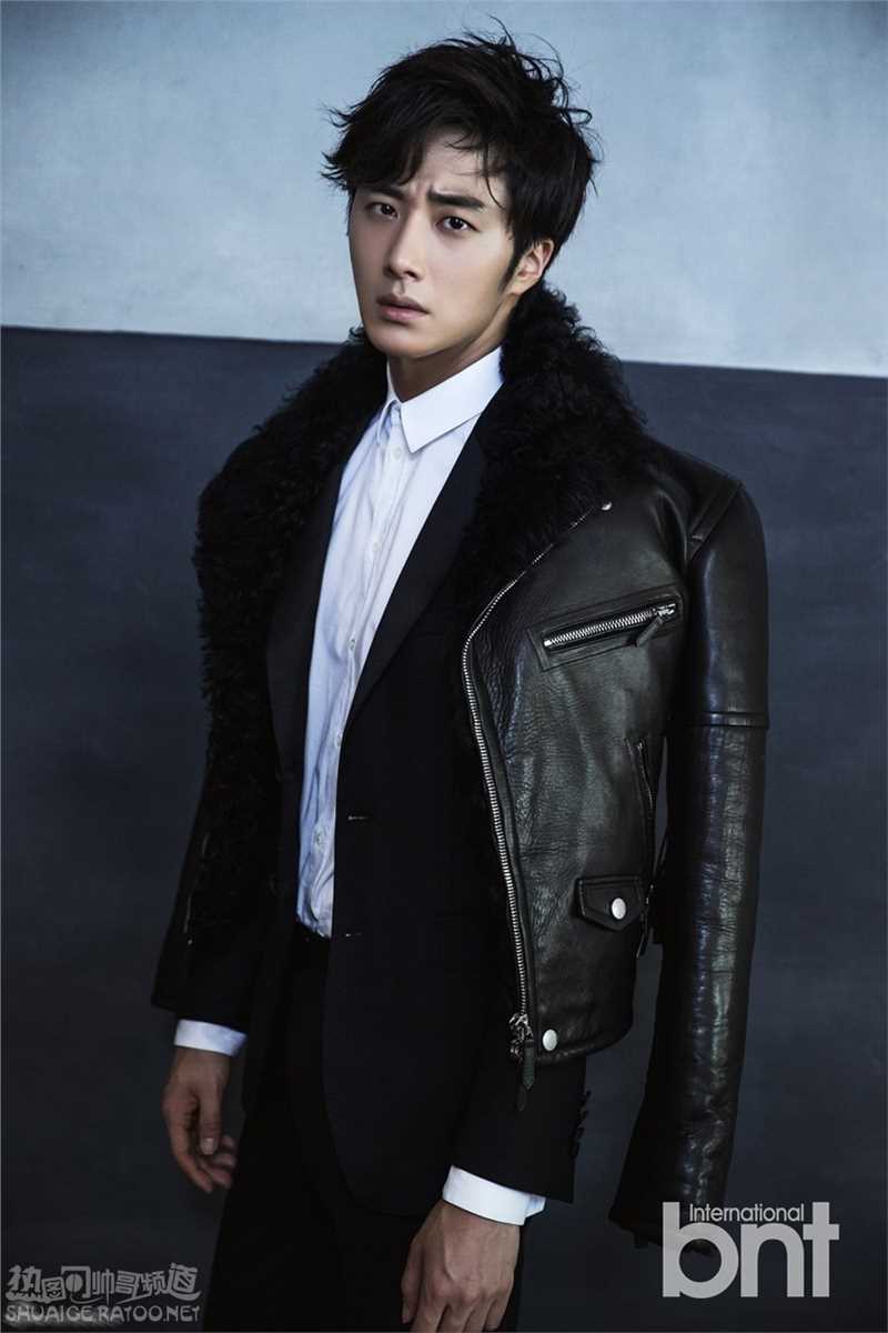 高清韩国男明星丁一宇bntnews时尚杂志图集