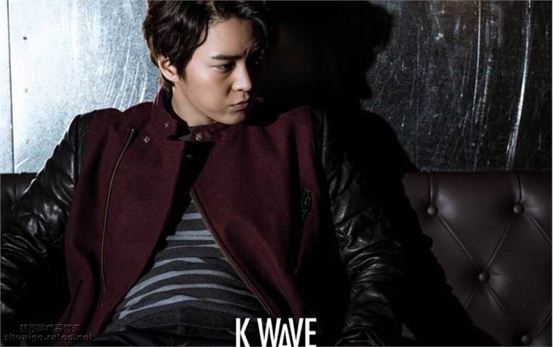 优质韩国男明星朱元《K,WAVE》时尚杂志封面相册