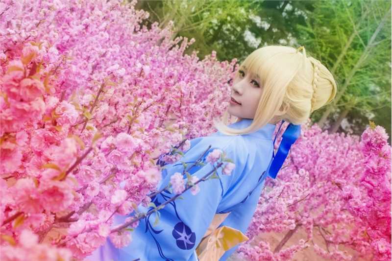 亚瑟王阿尔托莉雅·潘德拉贡Saber和服cosplay