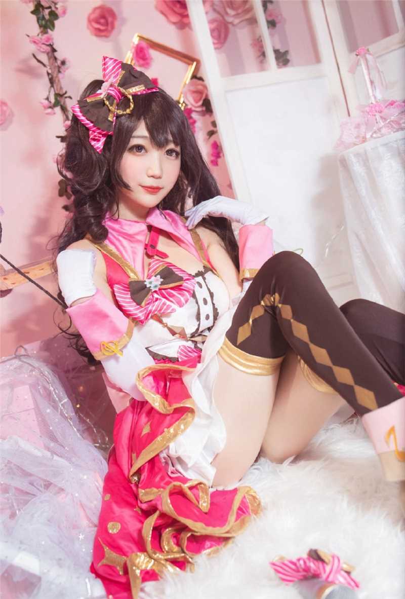 最新《偶像灰姑娘女孩》岛村卯月cosplay图集