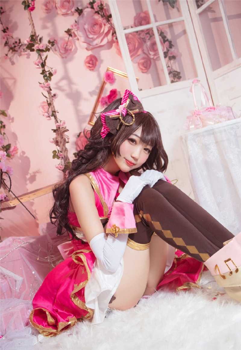 最新《偶像灰姑娘女孩》岛村卯月cosplay图集