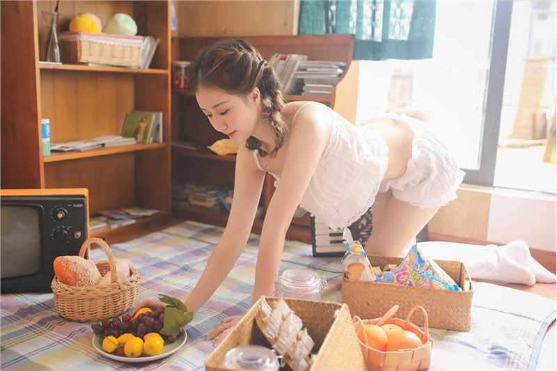 最新古韵美女迪依小琪复古旗袍魅惑诱人私房壁纸
