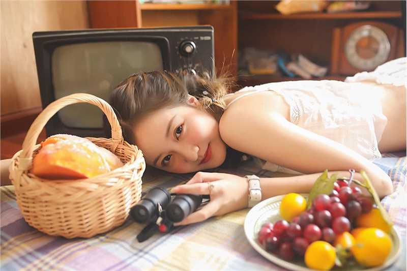 最新古韵美女迪依小琪复古旗袍魅惑诱人私房壁纸