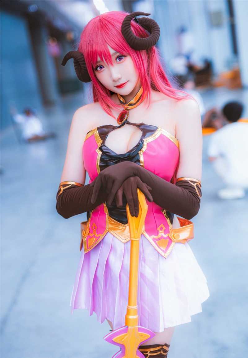 公主连结!ReDive支仓伊绪cosplay