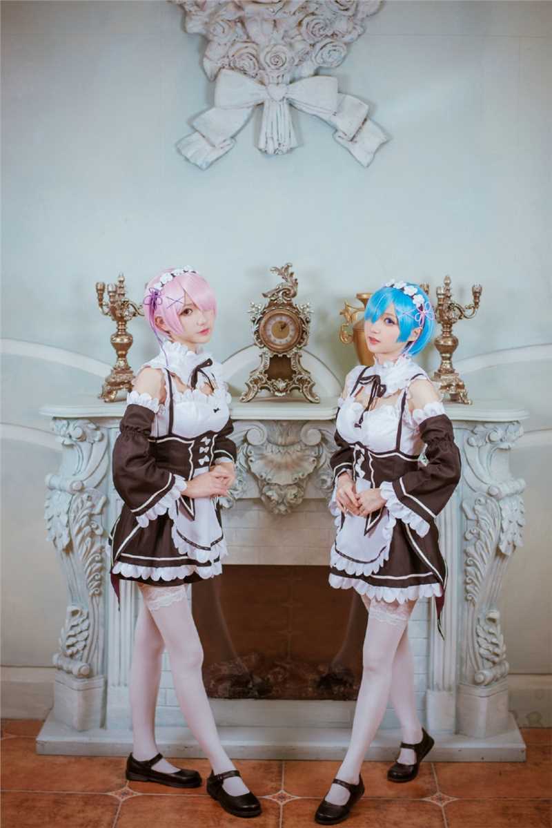 优质动漫美女姐妹花拉姆雷姆女仆服cosplay图片