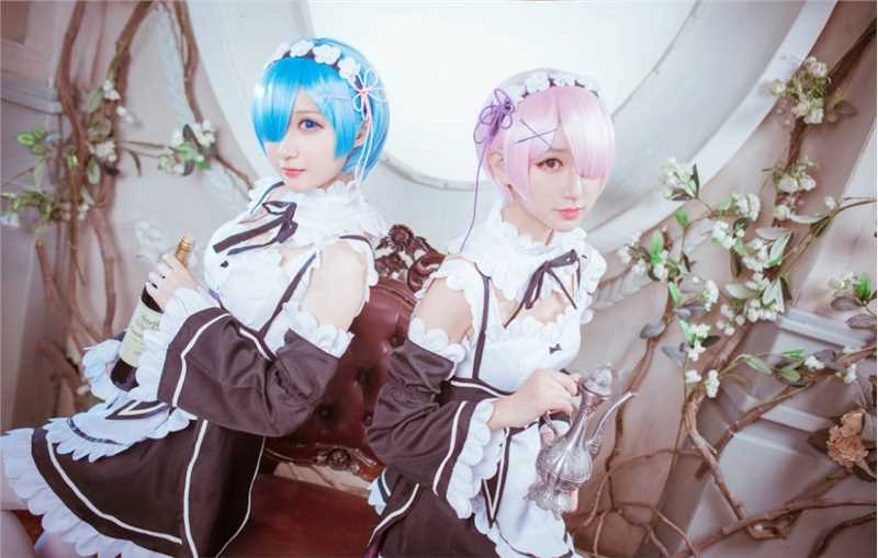 优质动漫美女姐妹花拉姆雷姆女仆服cosplay图片