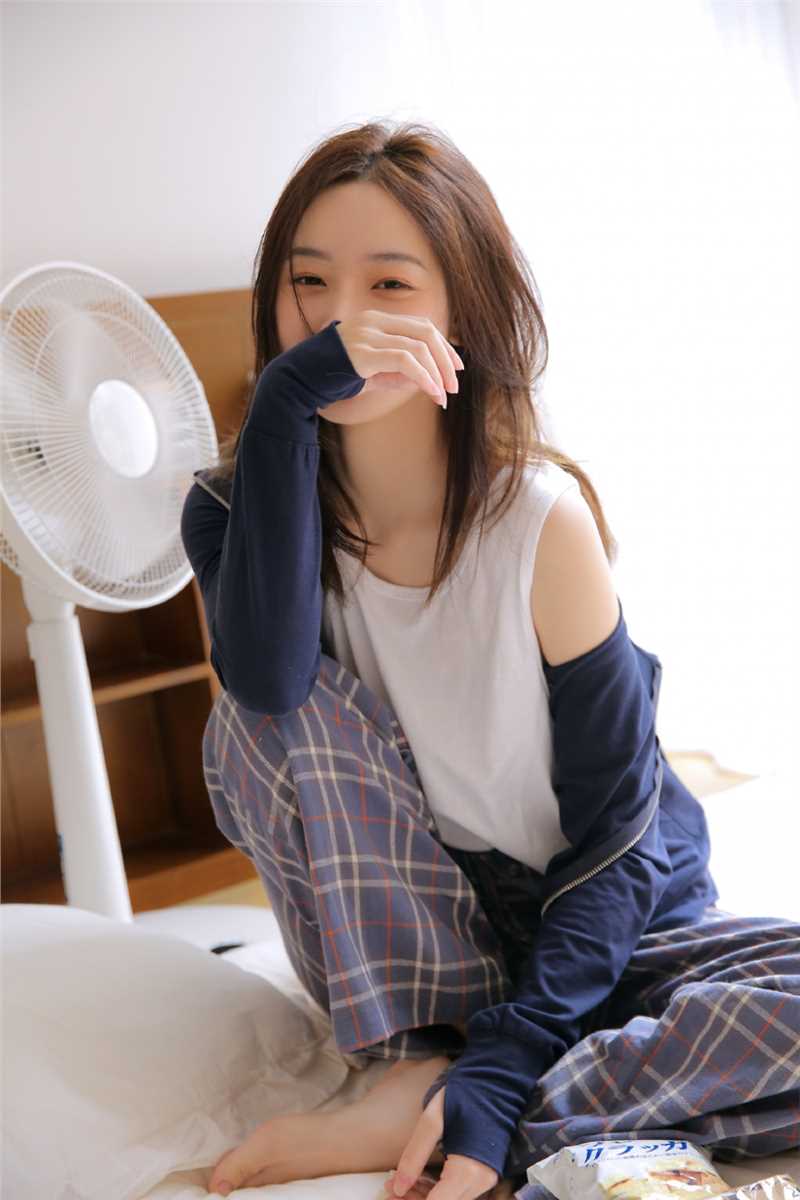 最全清纯甜美女孩眉眼弯弯动人壁纸