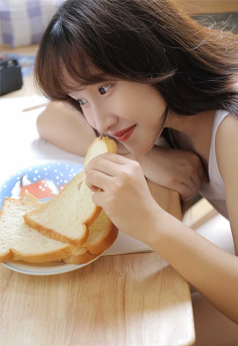 最全甜美女孩清纯可人夏日居家私房相册