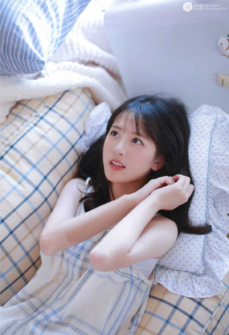 优质清纯童颜美女清新可爱私房相册