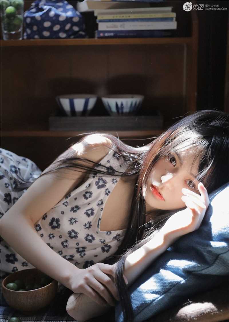 优质清纯童颜美女清新可爱私房相册