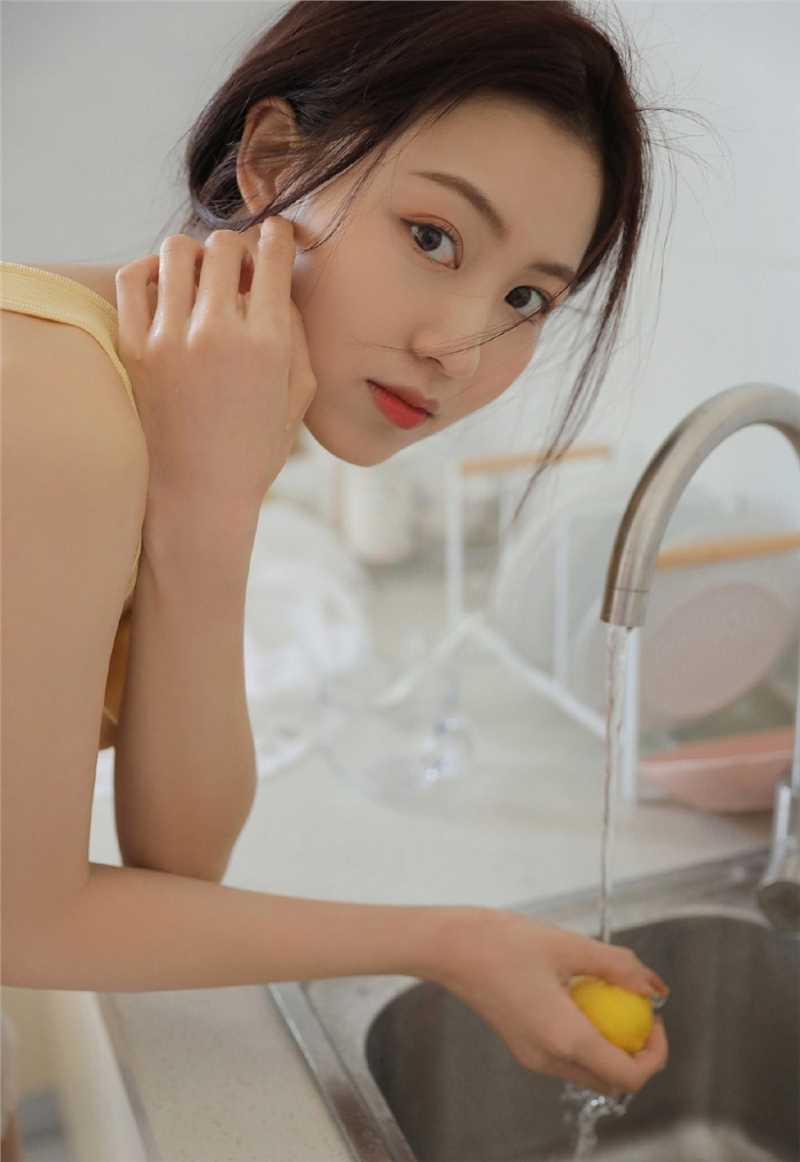 最新可爱厨艺女孩甜美动人私房图集