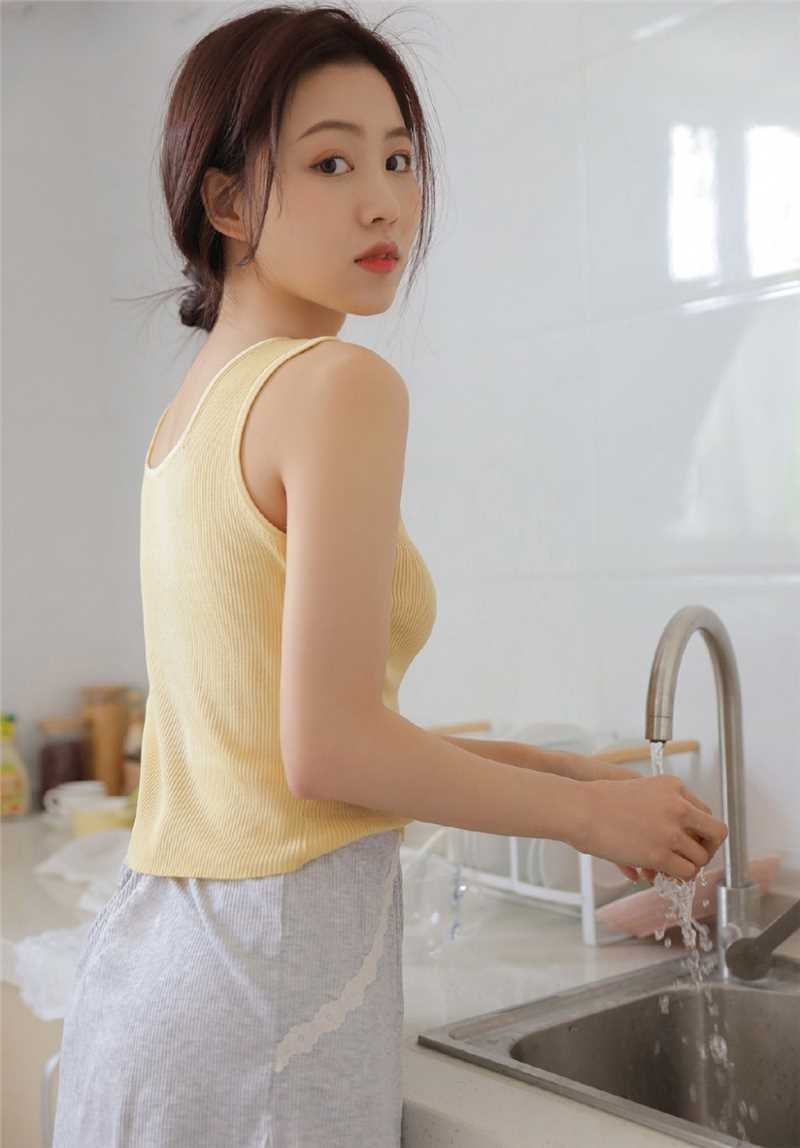 最新可爱厨艺女孩甜美动人私房图集
