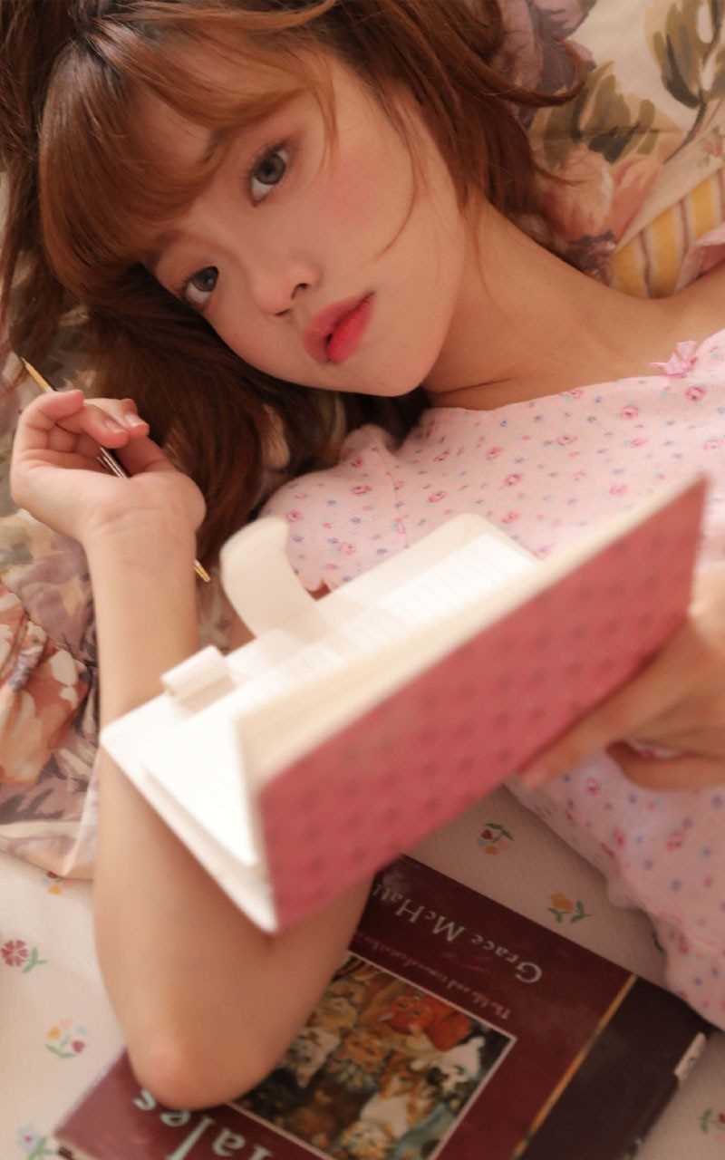 高颜值清纯唯美少女c