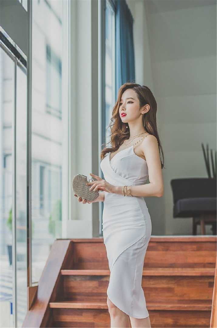 优质火爆性感亚洲嫩模傲人美胸大胆私房拍摄图图片
